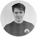 Porträt von Arno Peever, Workshop-Leiter auf der Imaging World, der Besucher in die Praxis der Farbfilm-Entwicklung einführt
