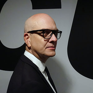 Boris Eldagsen – Experte für KI-Kunst Porträt von Boris Eldagsen, KI-Künstler und Speaker beim PROFI SUMMIT 2025