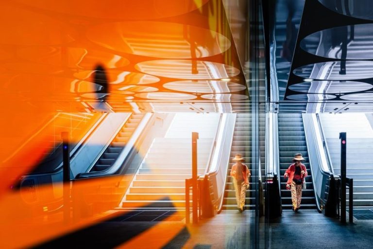„Eins sein mit der Umgebung“ by Katja Pohl – Imaging World 2026 photo competition, category street