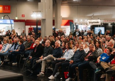 Volle Reihen bei einem Vortrag auf der Imaging World
