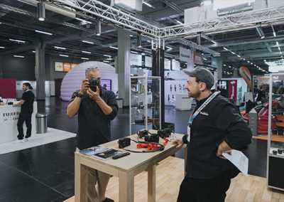 Messestand mit Produktpräsentation auf der Imaging World