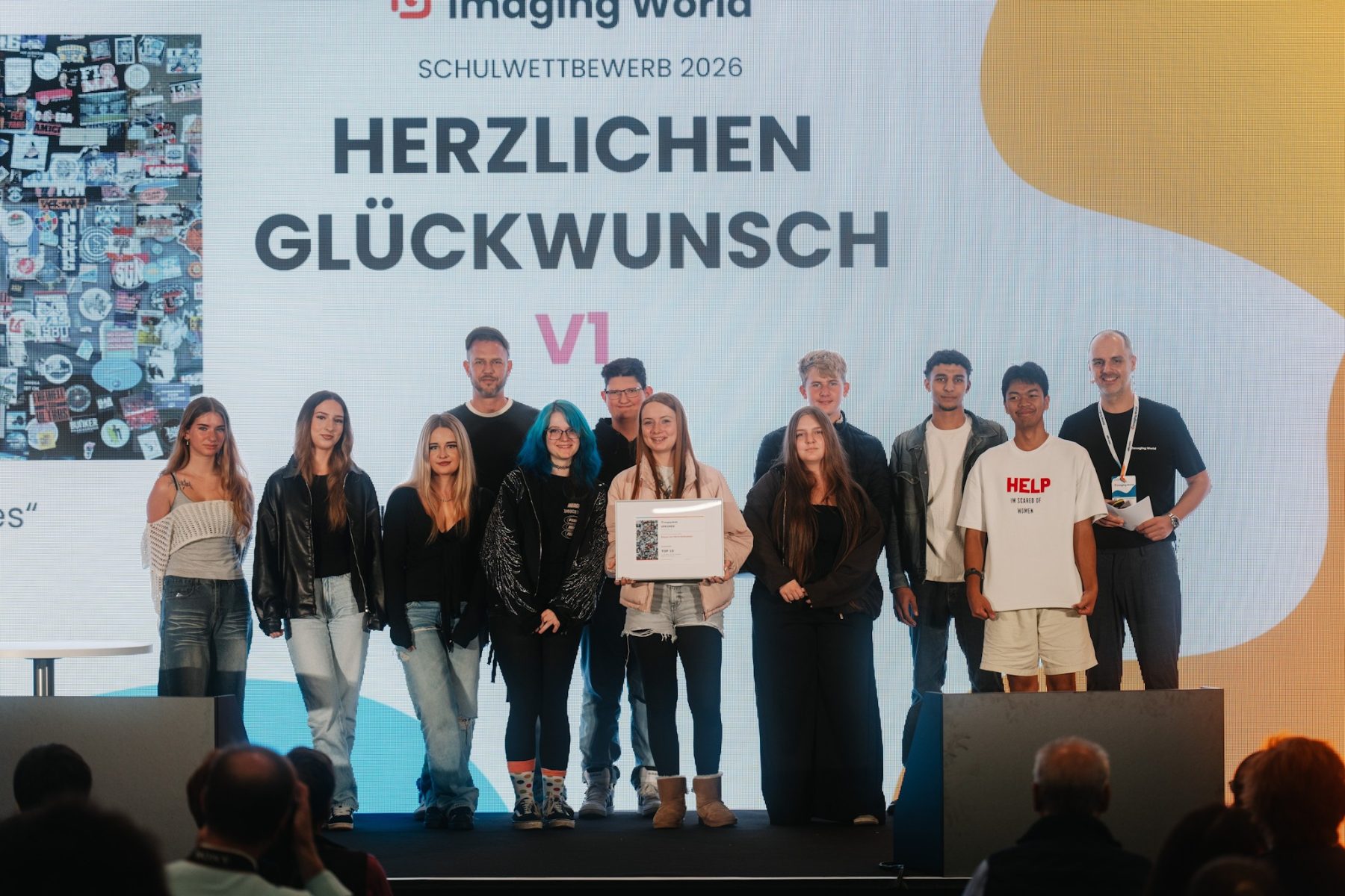 Gewinnerklasse auf der Bühne